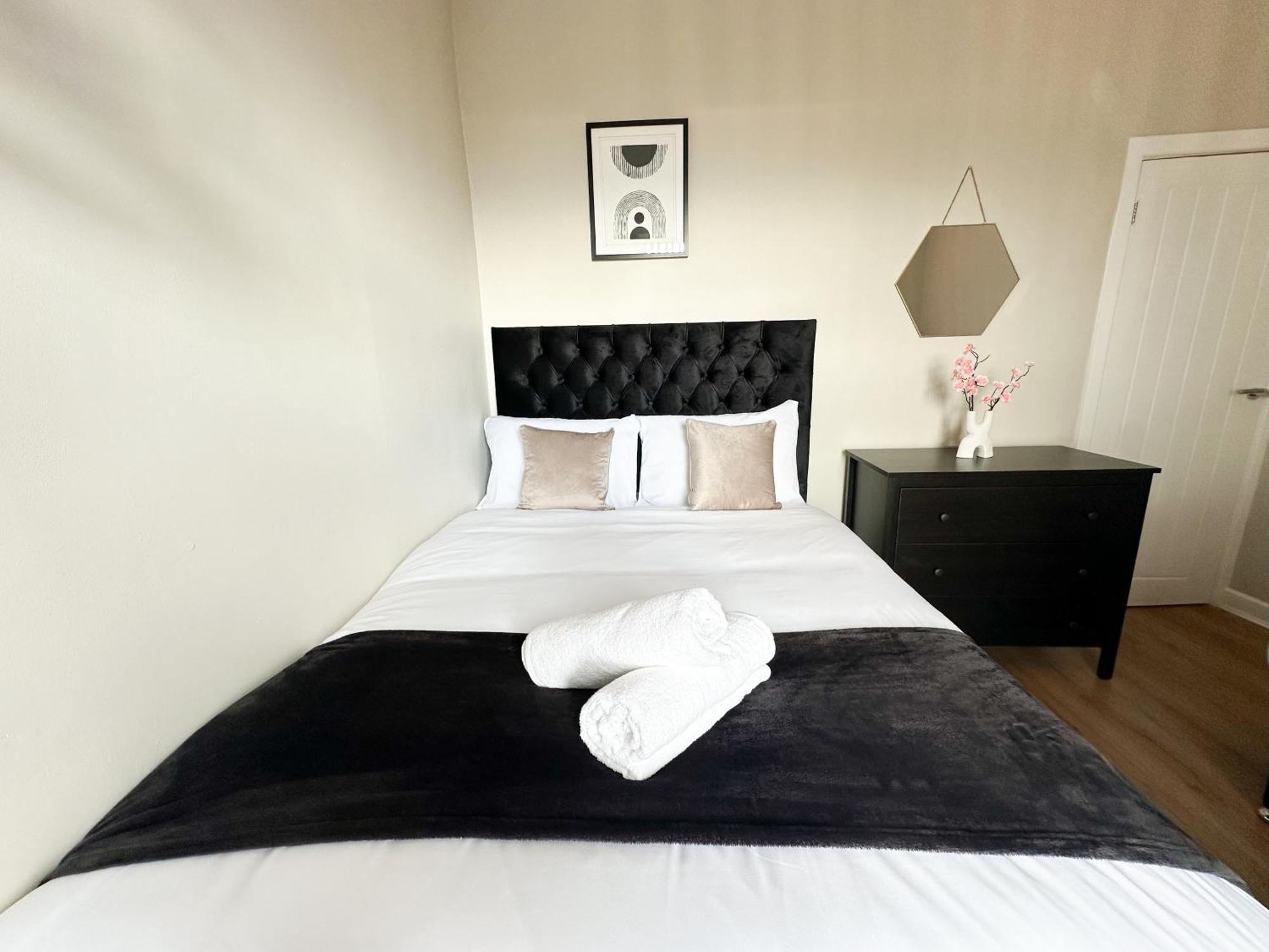 2 Bedroom House 10 Mins To City Centre & Albert Dock Liverpool Exterior foto