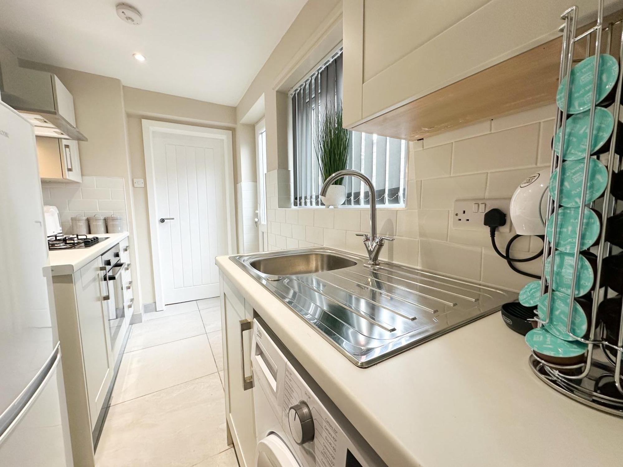 2 Bedroom House 10 Mins To City Centre & Albert Dock Liverpool Exterior foto